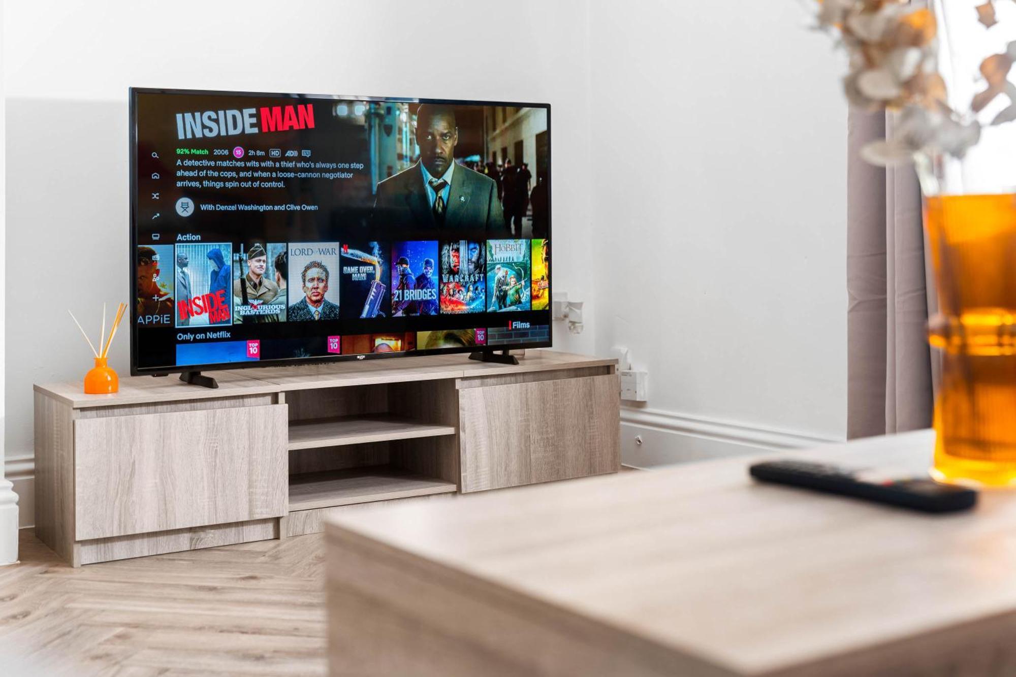 Luxury Apartment - Wolverhampton - Netflix - Smart Tv - Fast Wifi - 7Apc المظهر الخارجي الصورة
