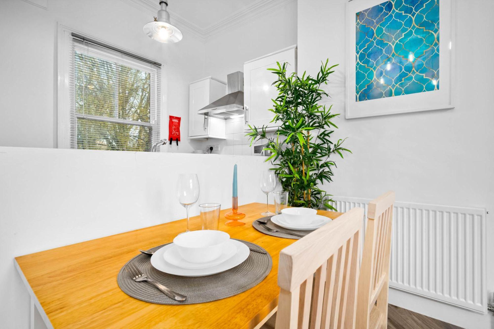 Luxury Apartment - Wolverhampton - Netflix - Smart Tv - Fast Wifi - 7Apc المظهر الخارجي الصورة